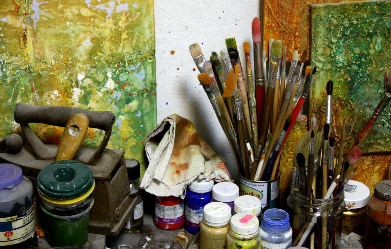 Photo wallpaper artist, workshop, brush