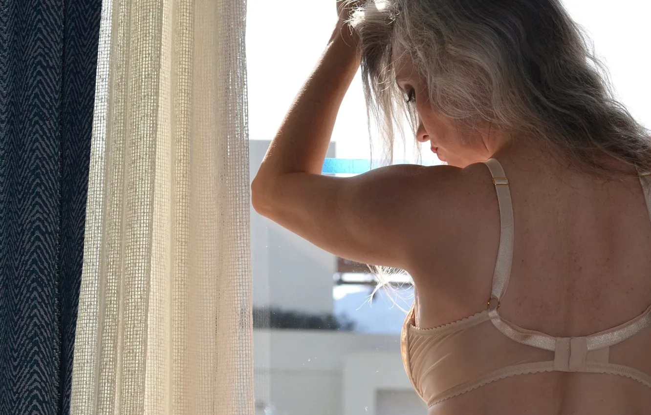 Photo wallpaper bra, model, back view, Ukrainian, natural beauty