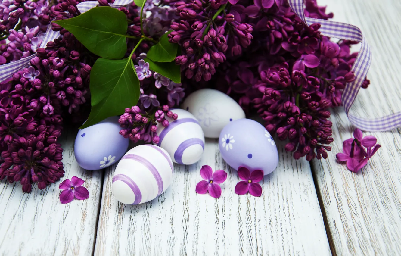 Photo wallpaper flowers, eggs, Easter, wood, flowers, lilac, Easter, purple