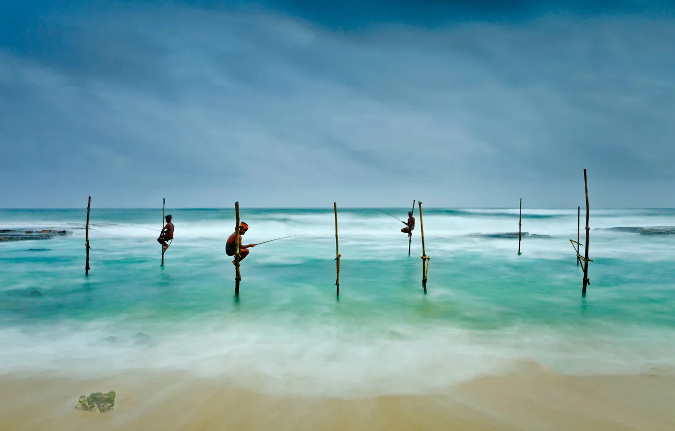 Photo wallpaper sea, Sri Lanka, Koggala, fishermen on stilts