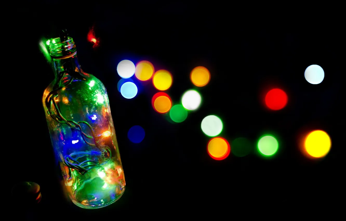 Photo wallpaper macro, lights, bottle