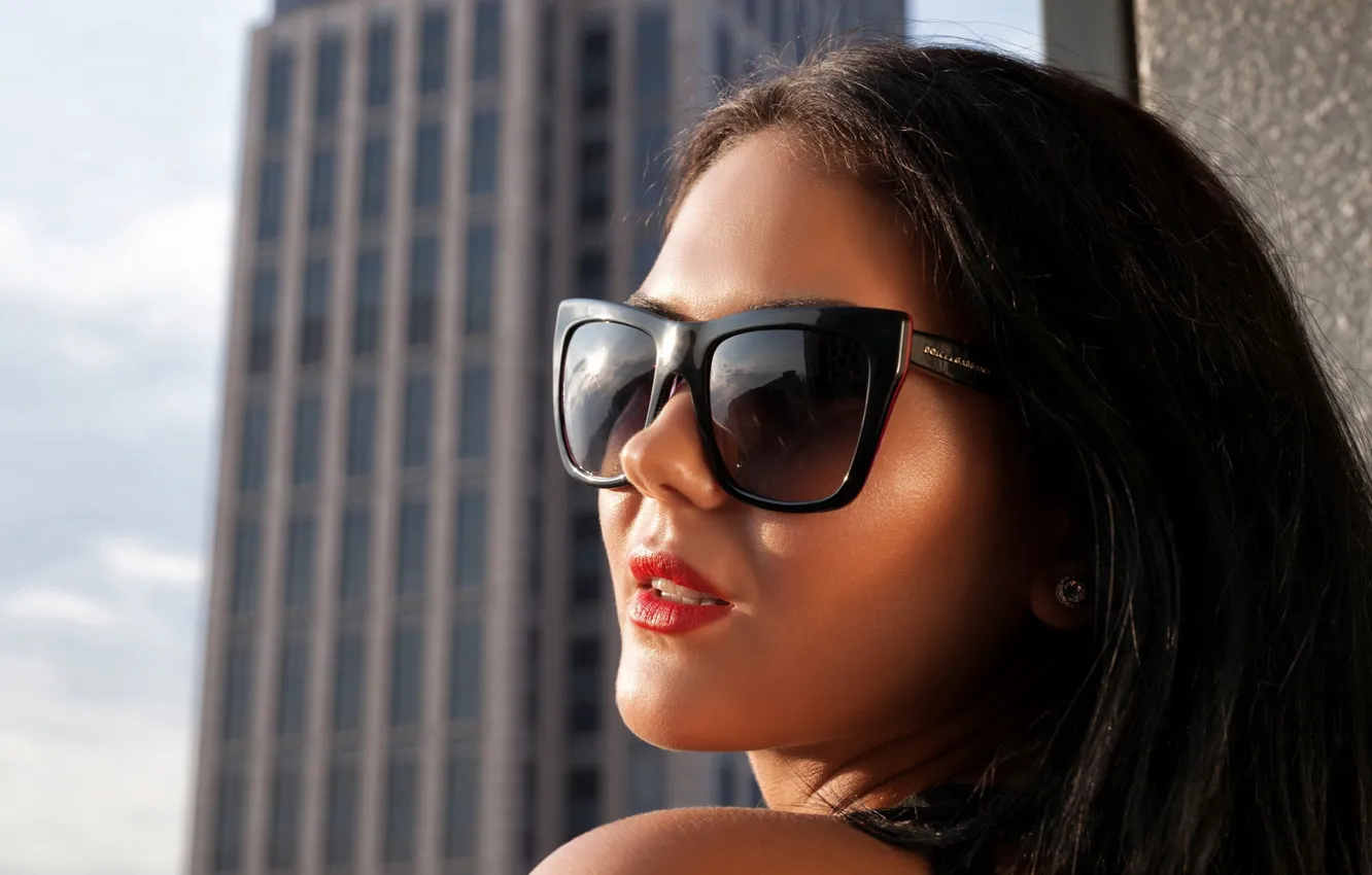 Photo wallpaper sexy, figures, model, brunette, glance, sunglasses, makeup, kendra
