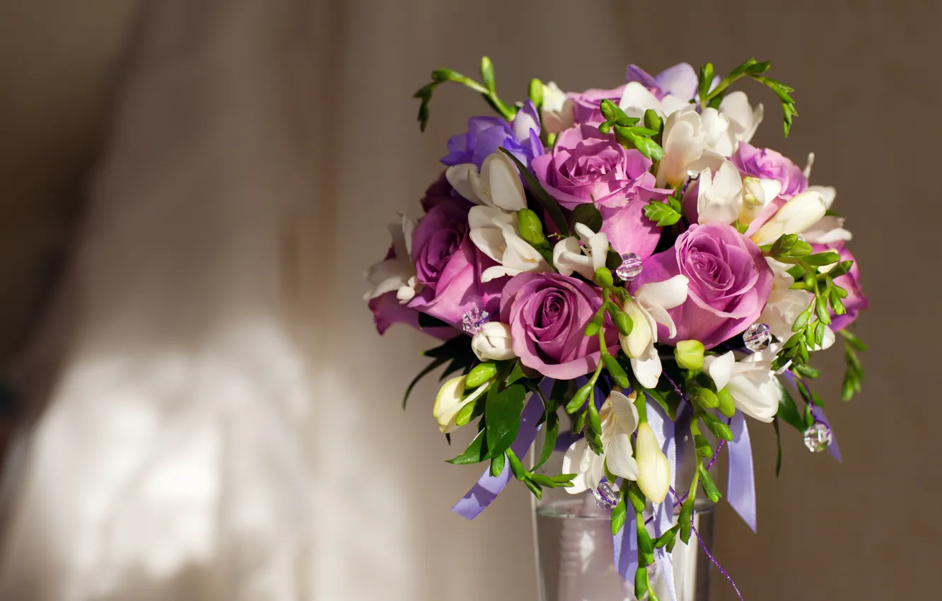 Photo wallpaper roses, bouquet, vase, vase, roses, Bouquet, Violet Flowers, Purple flowers