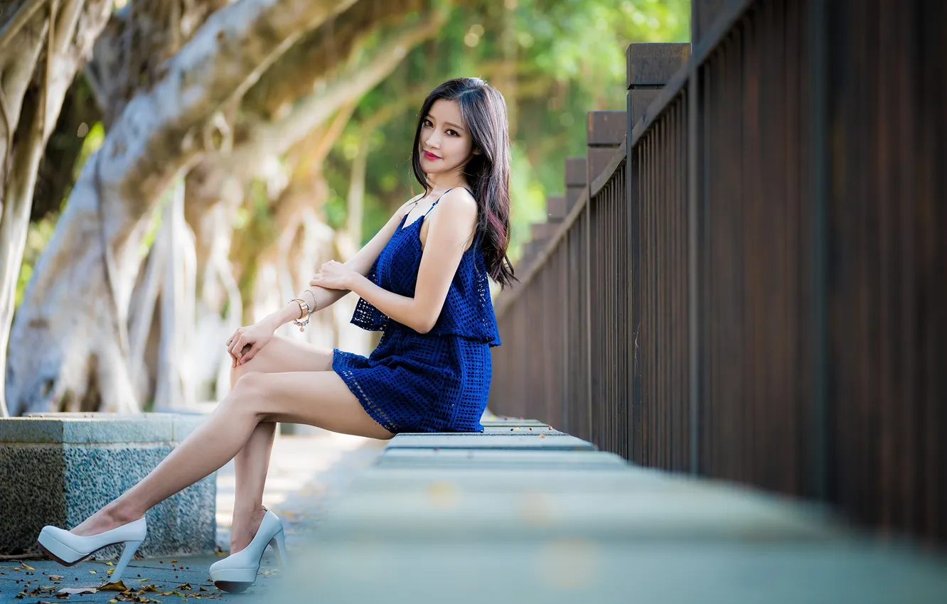 Photo wallpaper summer, look, girl, the city, smile, street, model, Asian