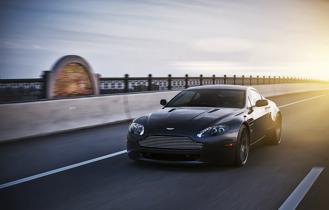 Photo wallpaper the sun, black, Aston Martin, speed, Vantage, Aston Martin, black, Blik