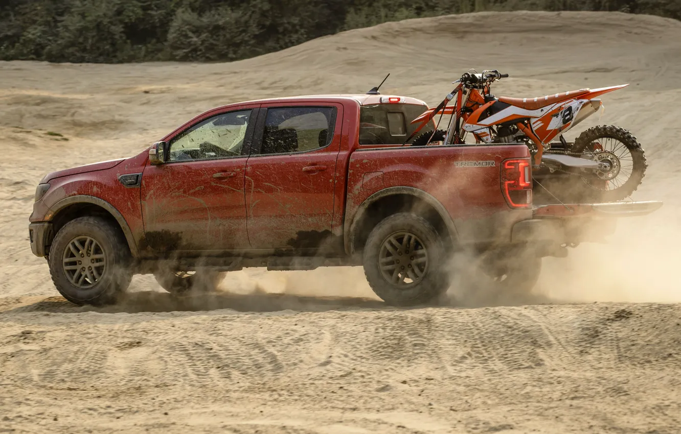Photo wallpaper sand, Ford, dust, motorcycle, side view, pickup, Ranger, Lariat