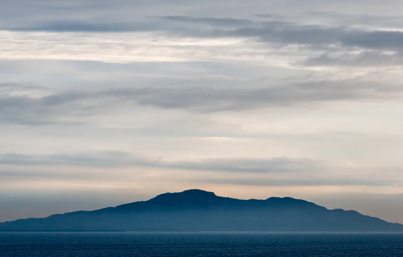 Photo wallpaper mountains, fog, Anglesey, Mountain in the Mist, Holyhead Mountain