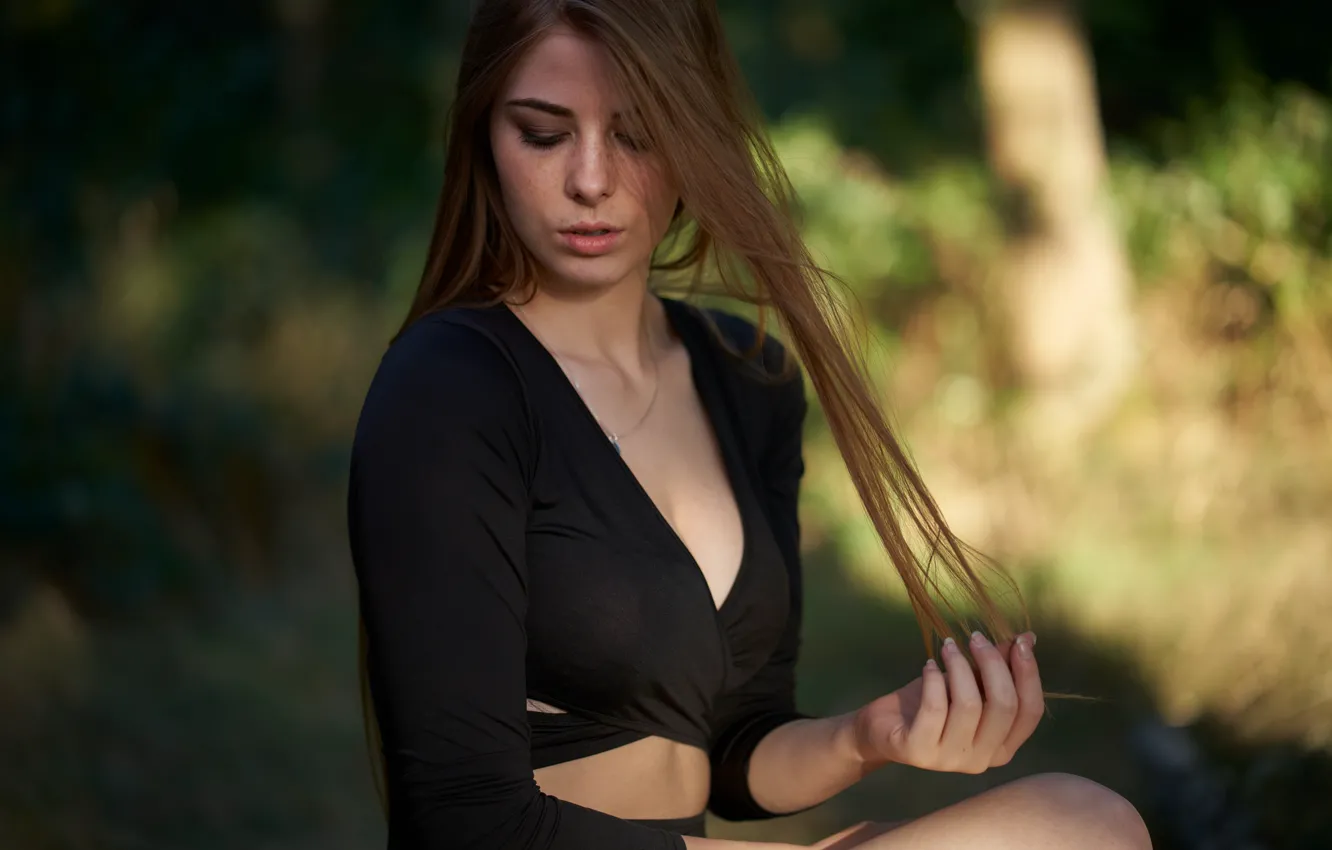 Photo wallpaper girl, face, background, model, hair, Martin Fuhrmann