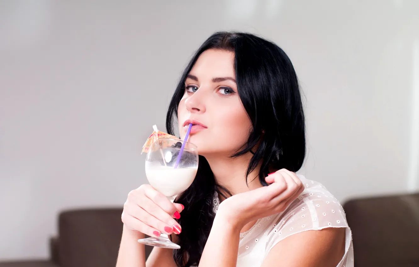 Photo wallpaper girl, sweetheart, model, brunette, cocktail, Branna A