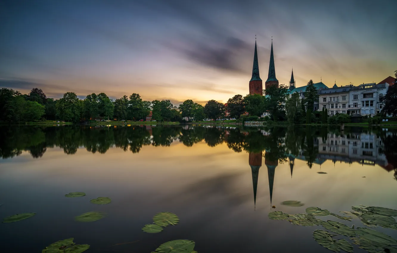 Photo wallpaper pond, Germany, Church, Cathedral, Germany, Lübeck, Lübeck Cathedral