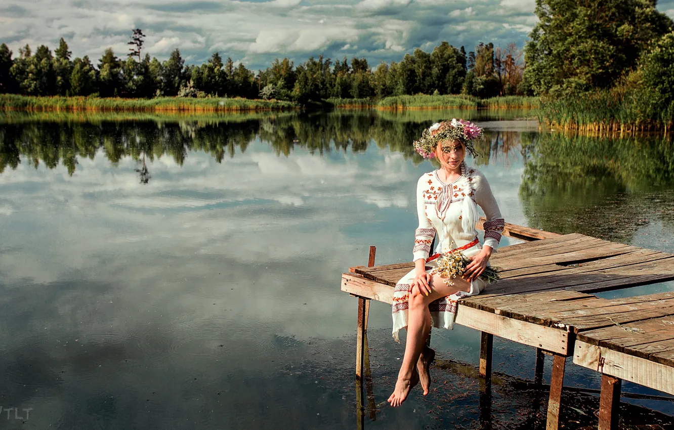 Photo wallpaper water, Girl, pierce, sitting, wreath, Aleksandr Suhar, Aliona Turcan