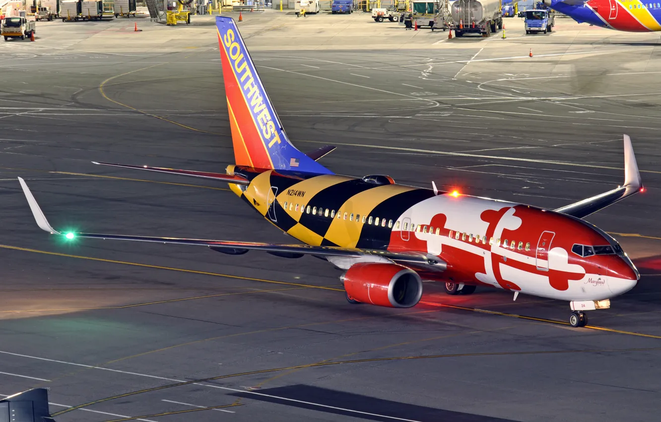 Photo wallpaper N214WN, the airfield, A passenger plane