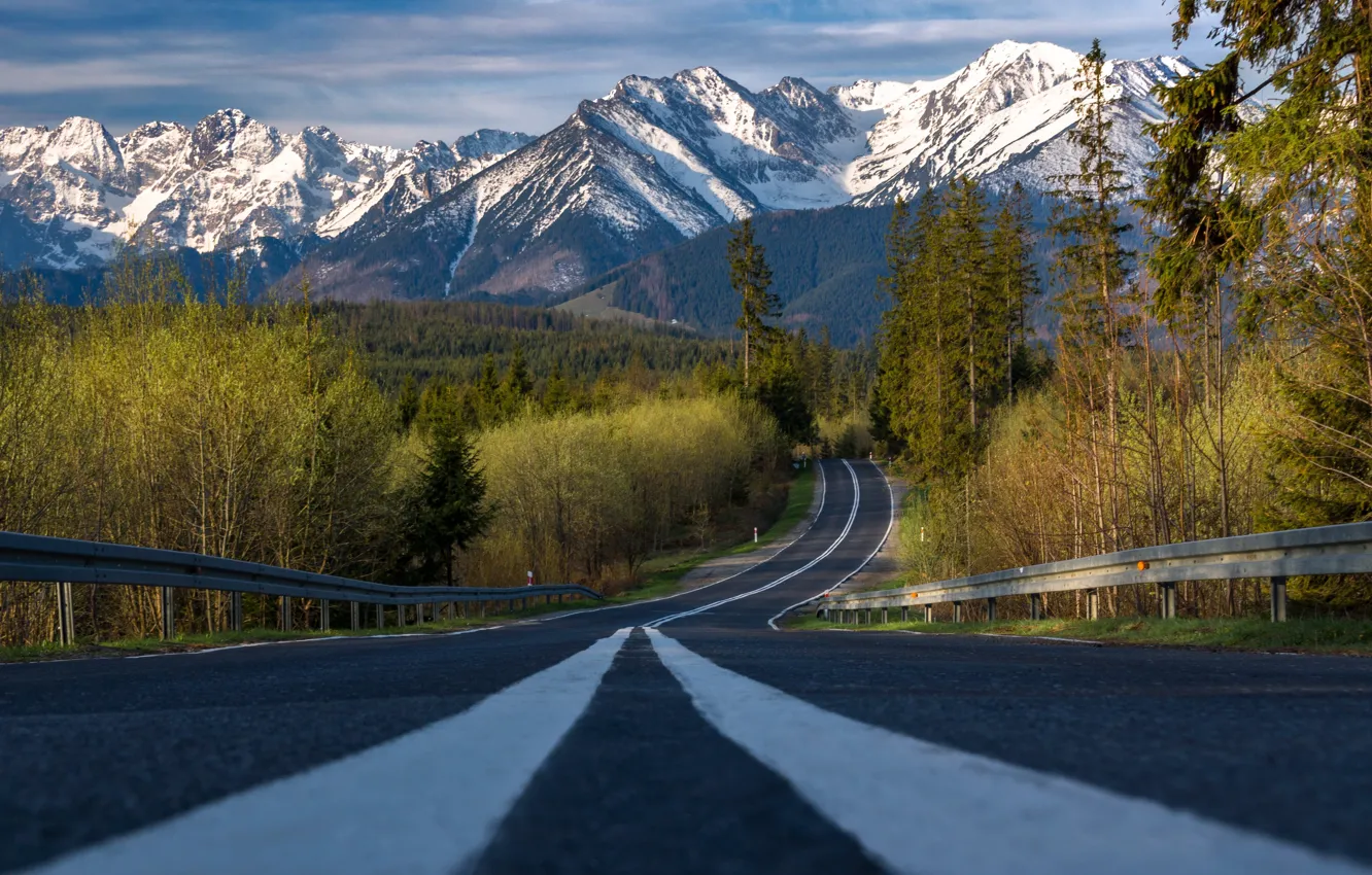 Photo wallpaper road, morning, Russia, Tatry