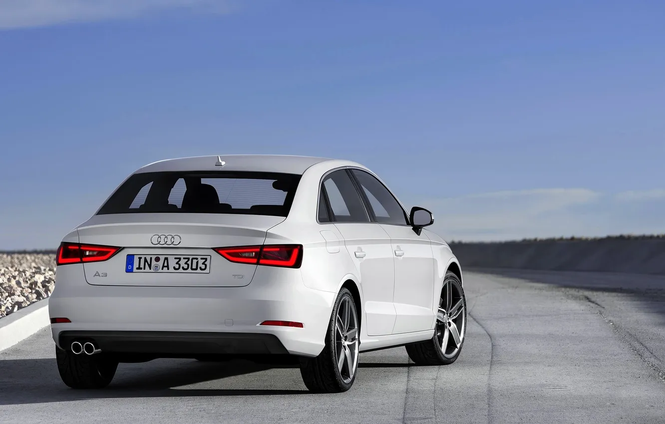 Photo wallpaper machine, white, the sky, Audi, Audi, day, car, sedan