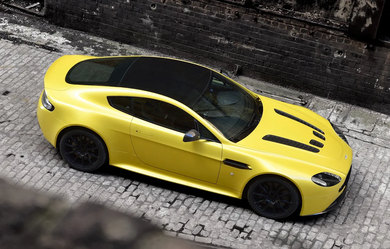 Photo wallpaper car, Aston Martin, yellow, V12 Vantage S, supercar. Aston Martin