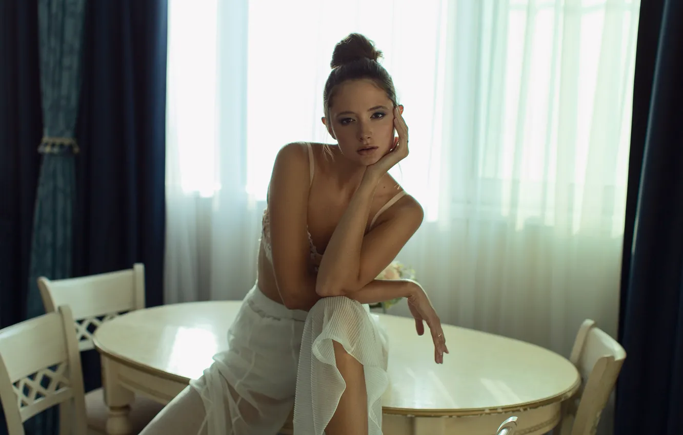 Photo wallpaper look, girl, pose, hands, on the table, Disha Shemetova, Ilya Baranov, DISHA Shemetova