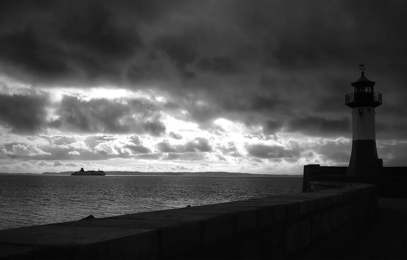 Photo wallpaper lighthouse, ferry, Sassnitz, Sassnitz