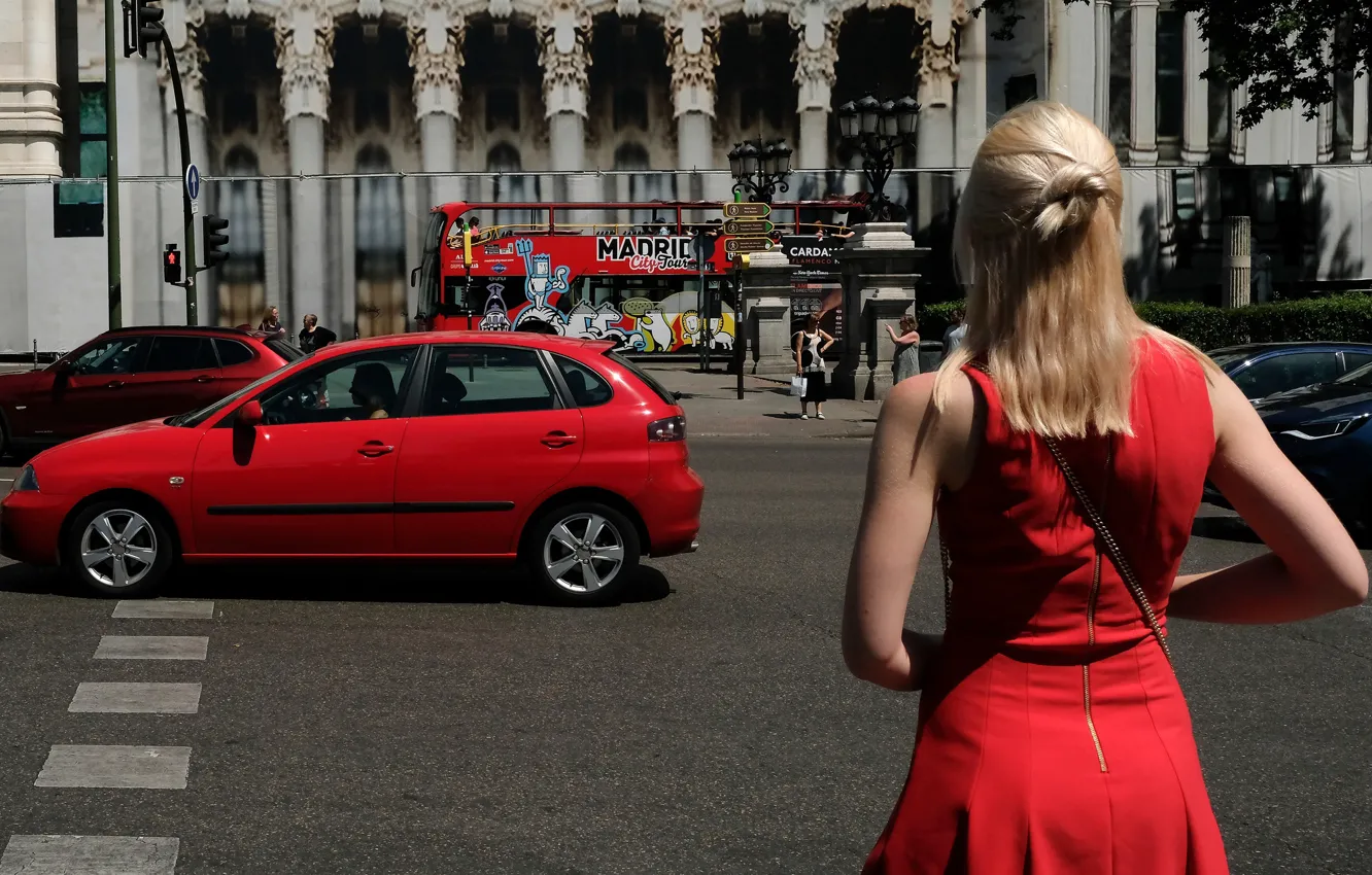 Photo wallpaper road, machine, girl, the sun, the city, people, dress, blonde