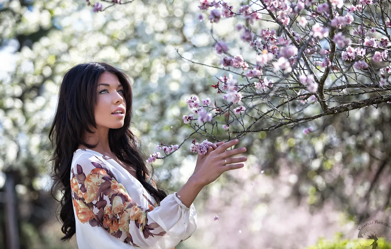 Photo wallpaper girl, pose, garden