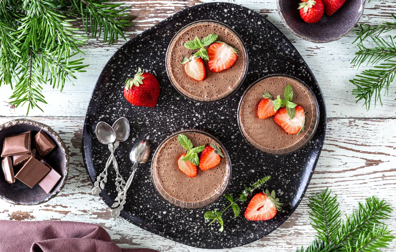 Photo wallpaper branches, berries, table, Board, glass, new year, chocolate, towel