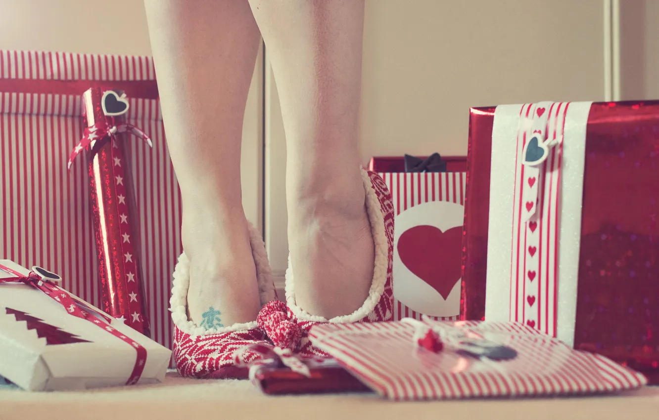 Photo wallpaper background, feet, gifts