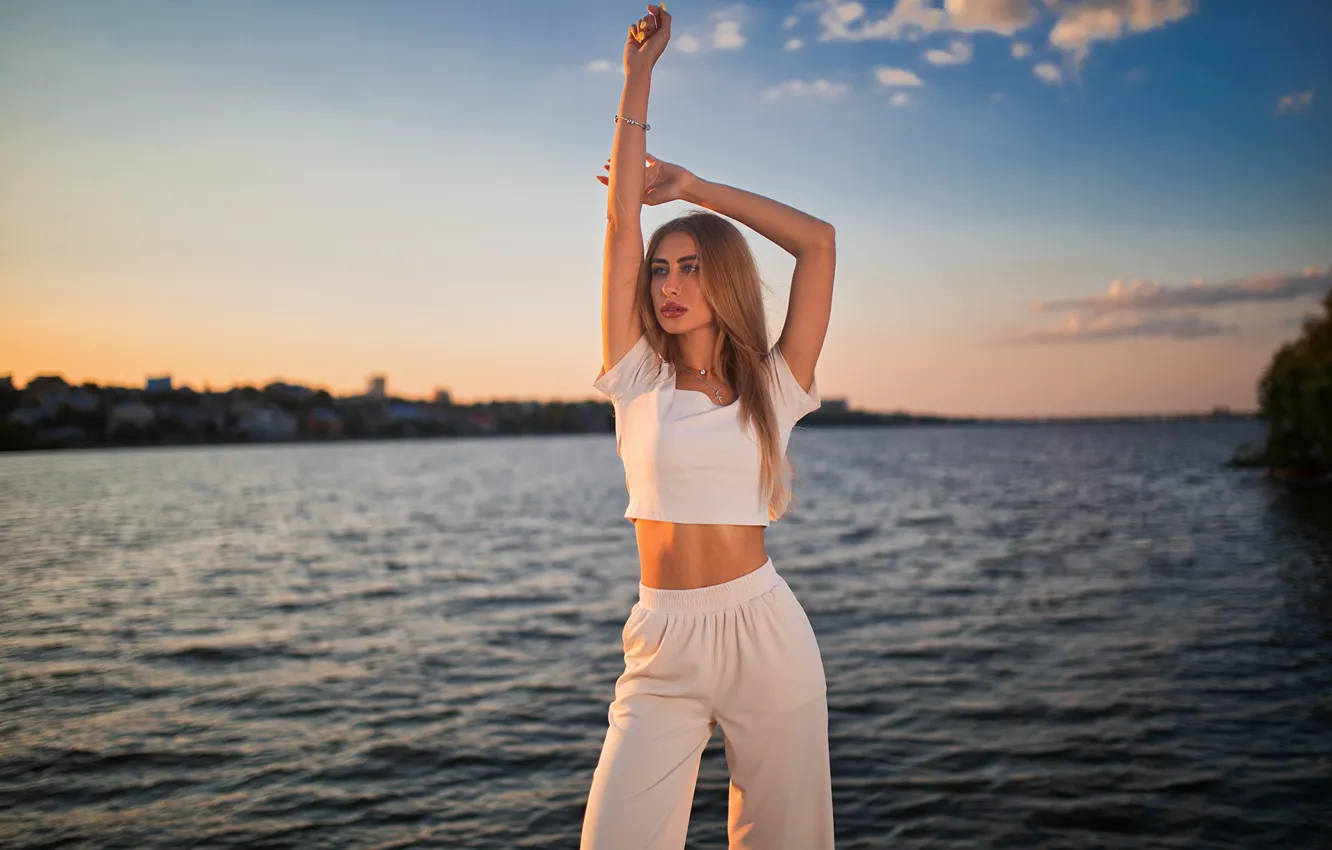 Photo wallpaper girl, pose, river, hands, figure, Dmitry Shulgin, Yana Sazhina