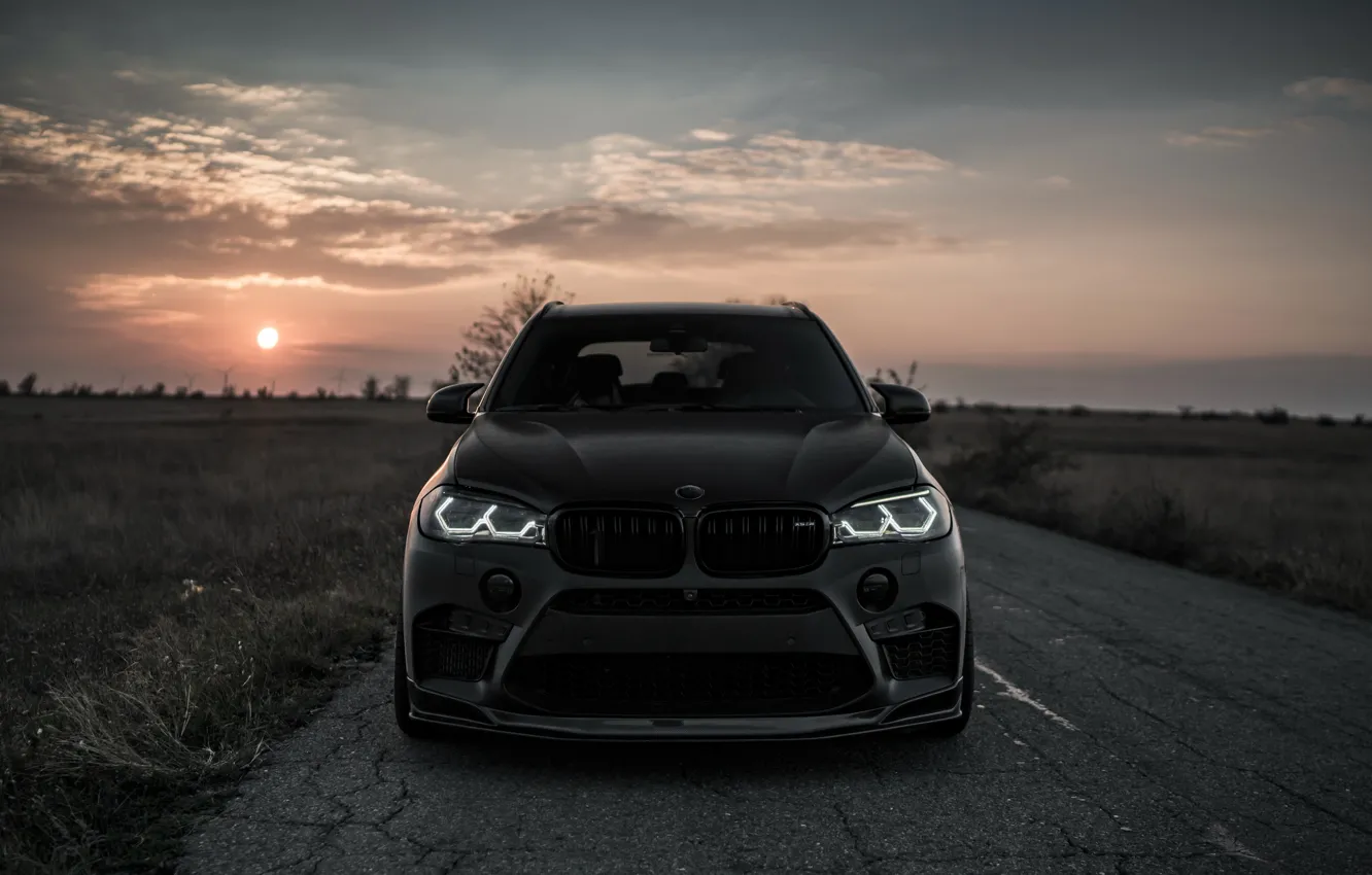 Photo wallpaper sunset, front view, 2018, BMW X5, X5M, Z Performance
