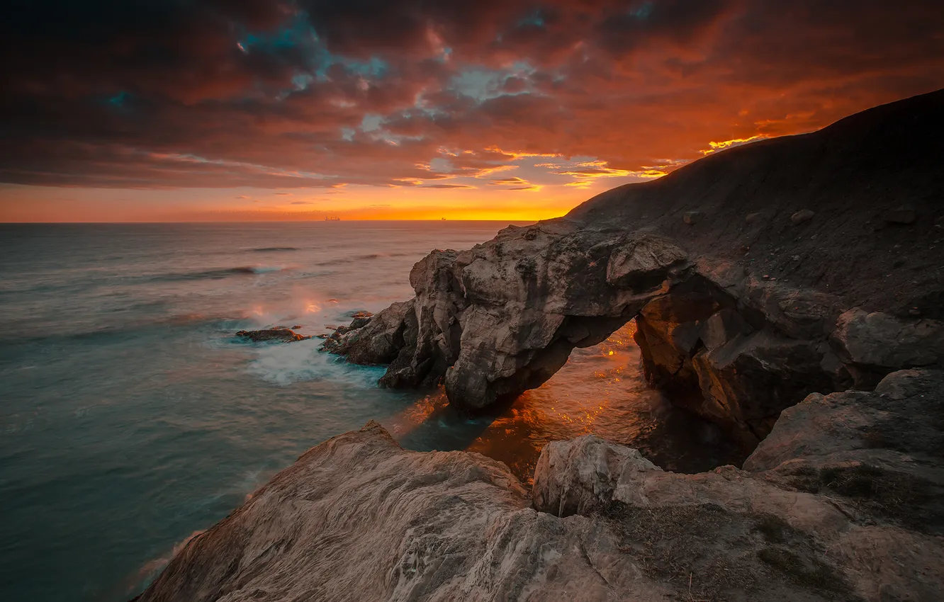 Photo wallpaper rock, ocean, coast, sunrise