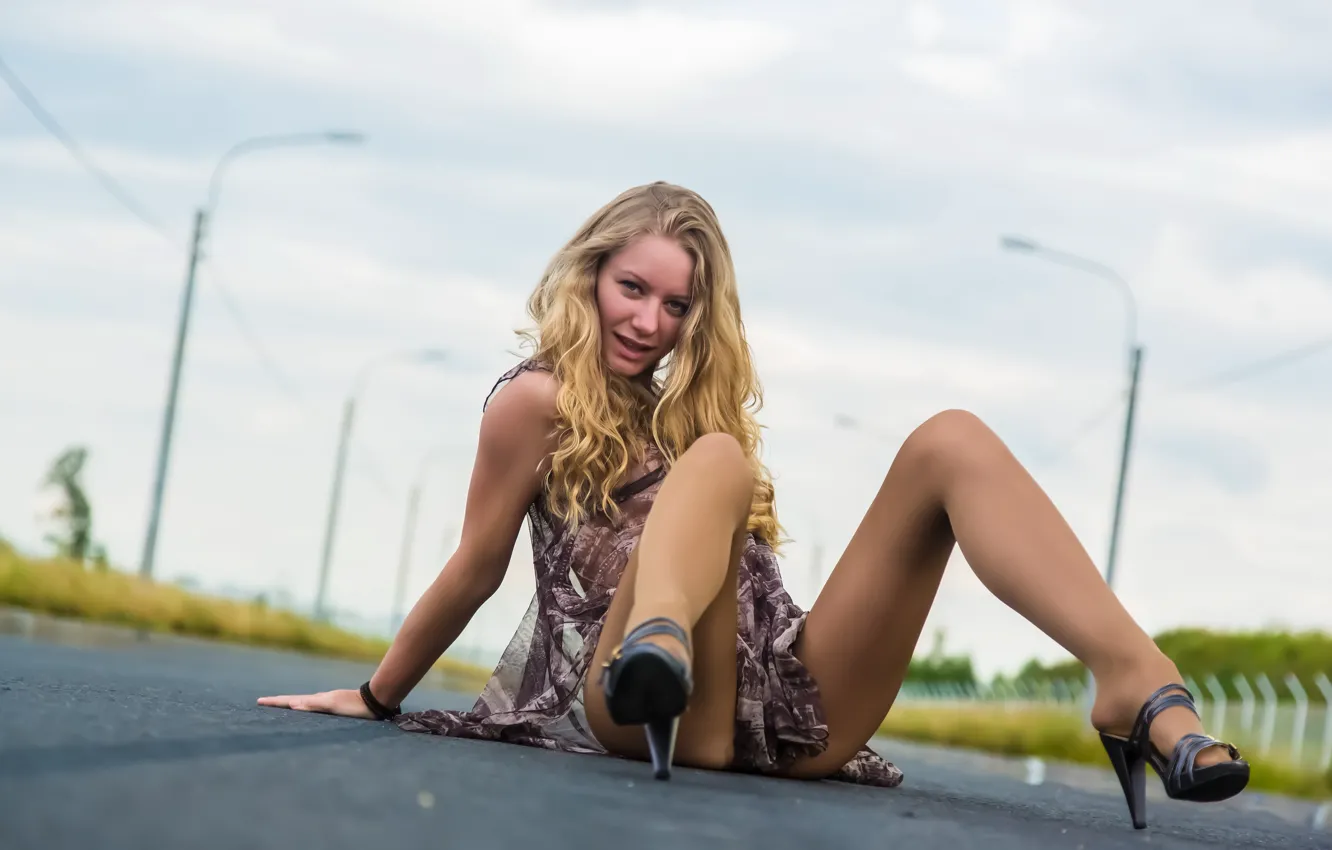 Photo wallpaper road, model, dress, blonde, shoes, heels, tights, Ella