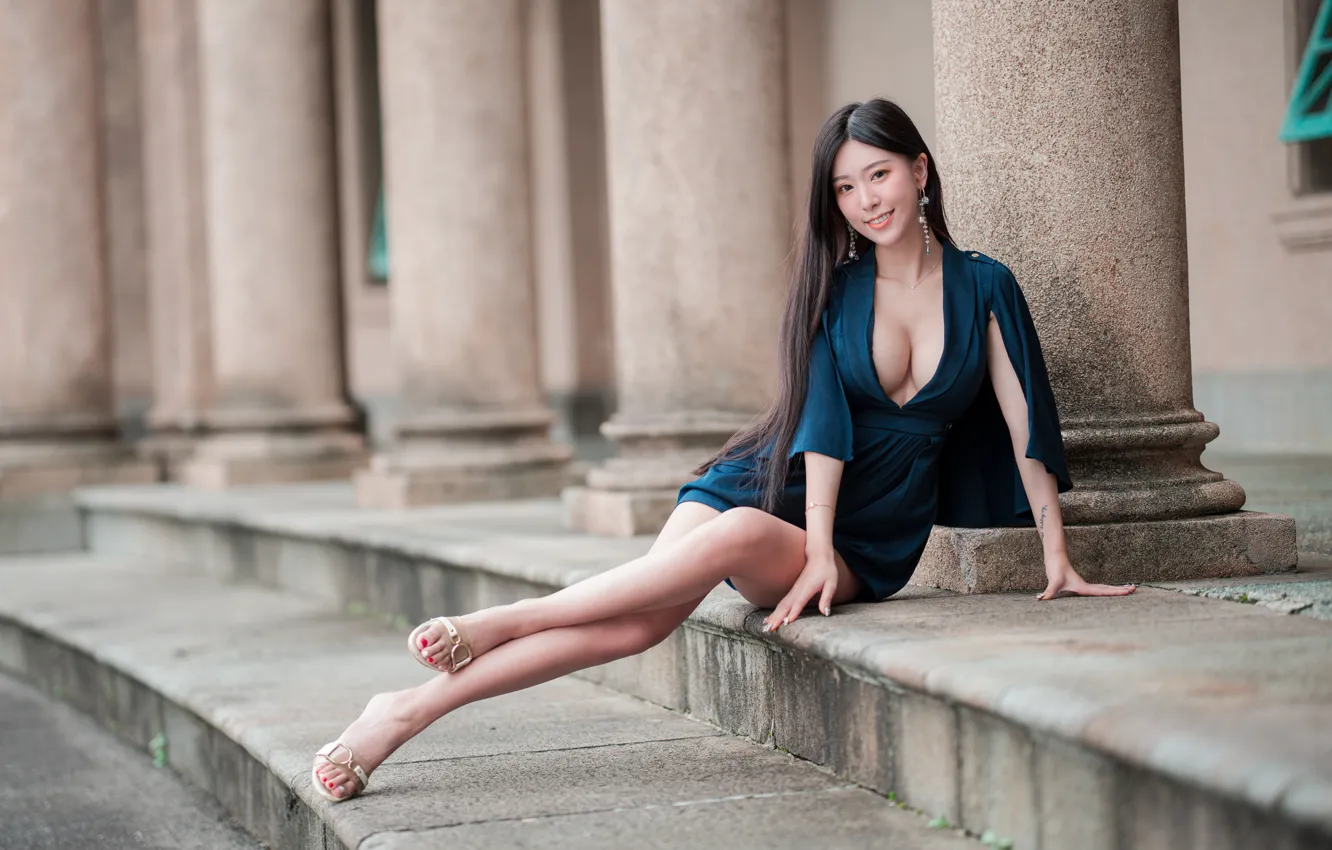 Photo wallpaper look, sexy, pose, model, building, portrait, ladder, makeup