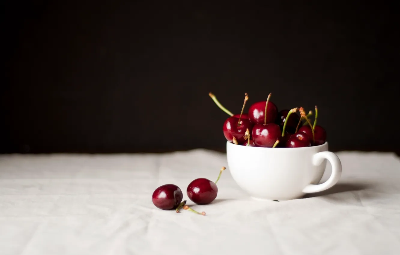 Photo wallpaper cherry, berries, table, Cup, white, cherry