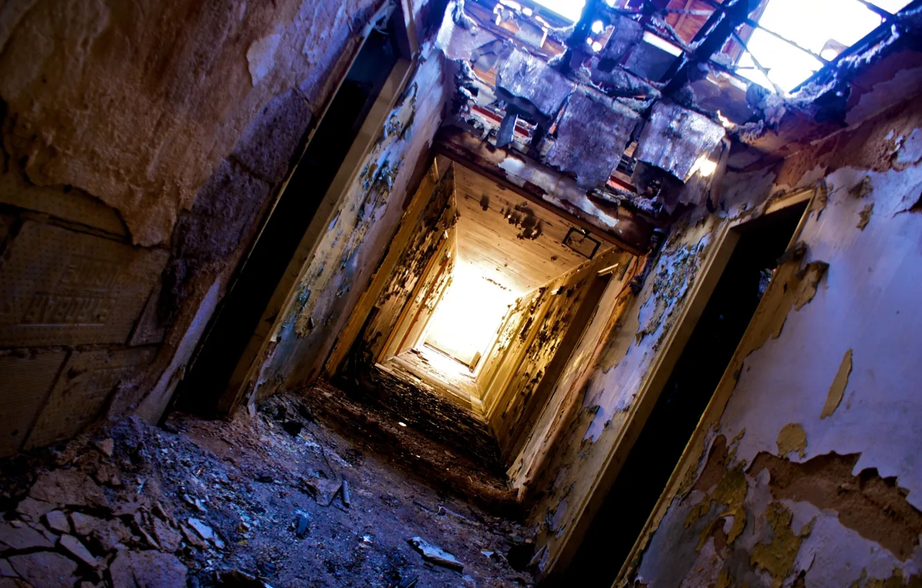 Photo wallpaper dirt, ruin, halls, heater, light at the end of the tunnel, fallen roof, doors, peeling …