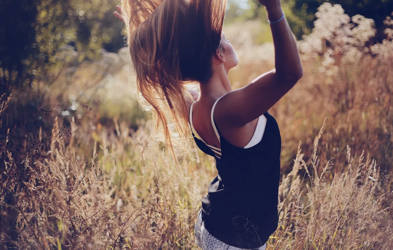 Photo wallpaper girl, hair, shorts