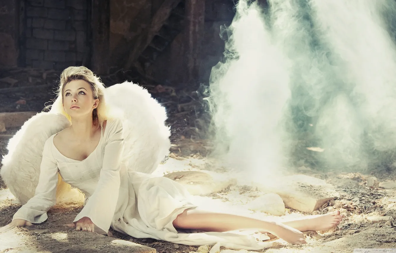 Photo wallpaper girl, angel, fallen from heaven, girl with angel wings
