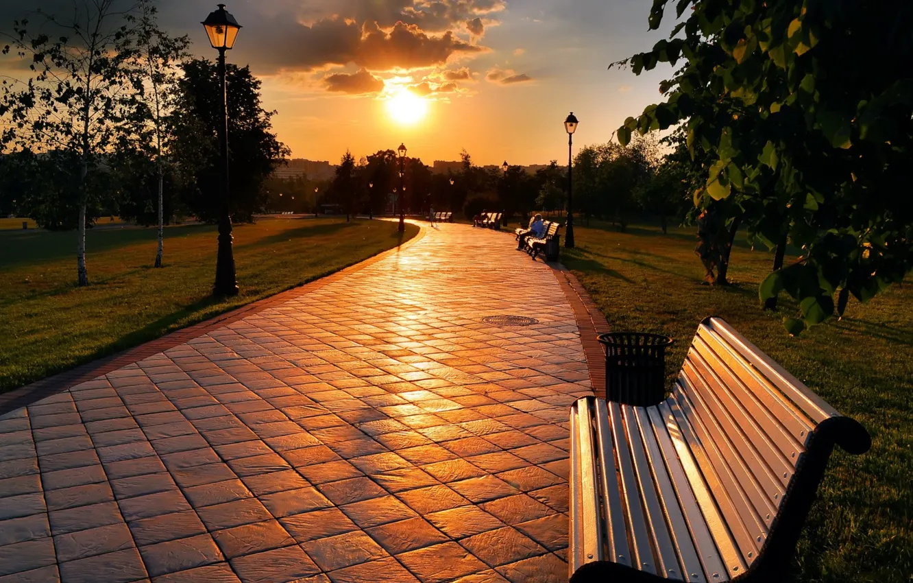 Photo wallpaper the sky, clouds, sunset, people, Park, benches
