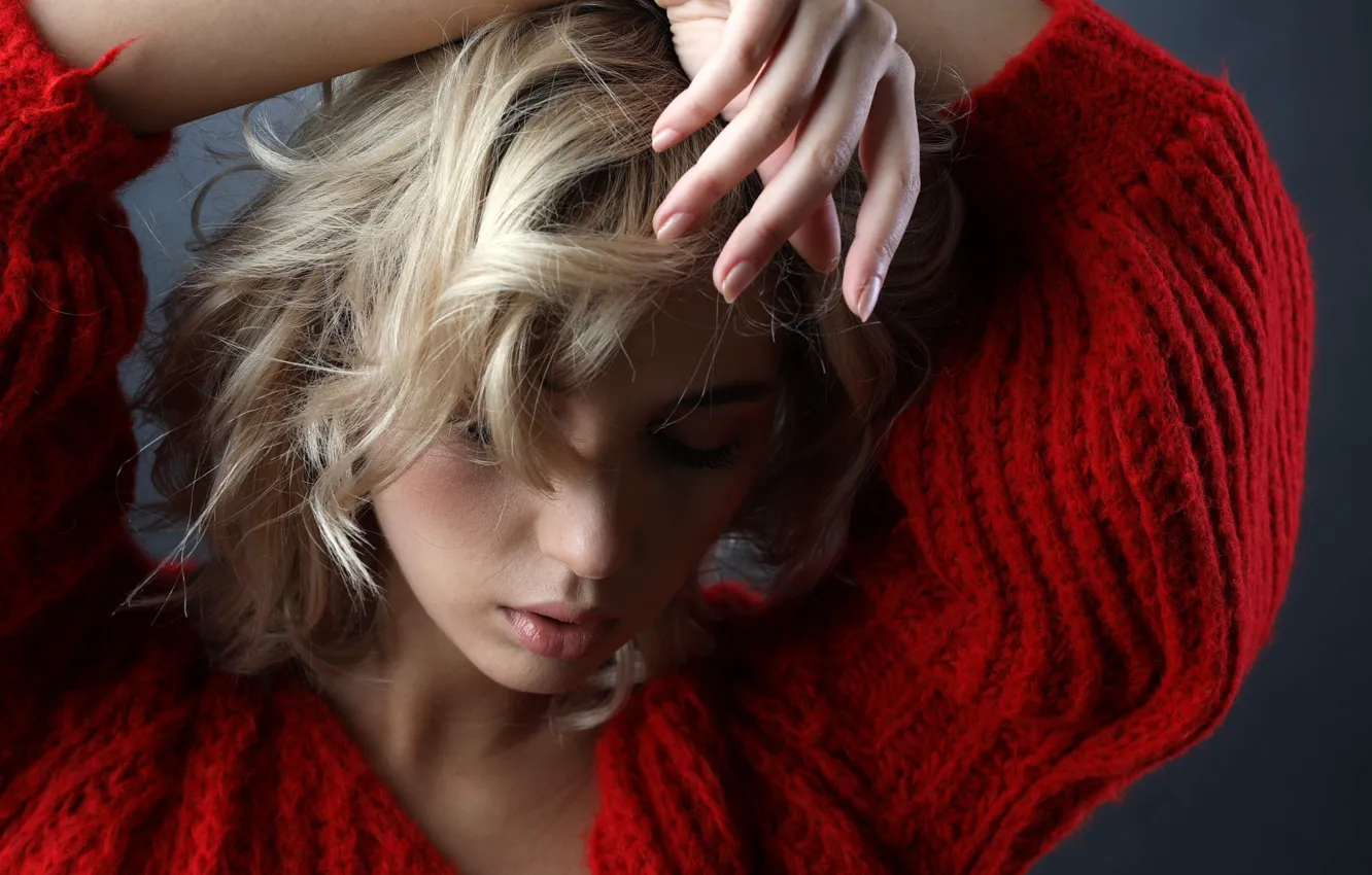 Photo wallpaper pose, background, model, portrait, hands, makeup, hairstyle, blonde