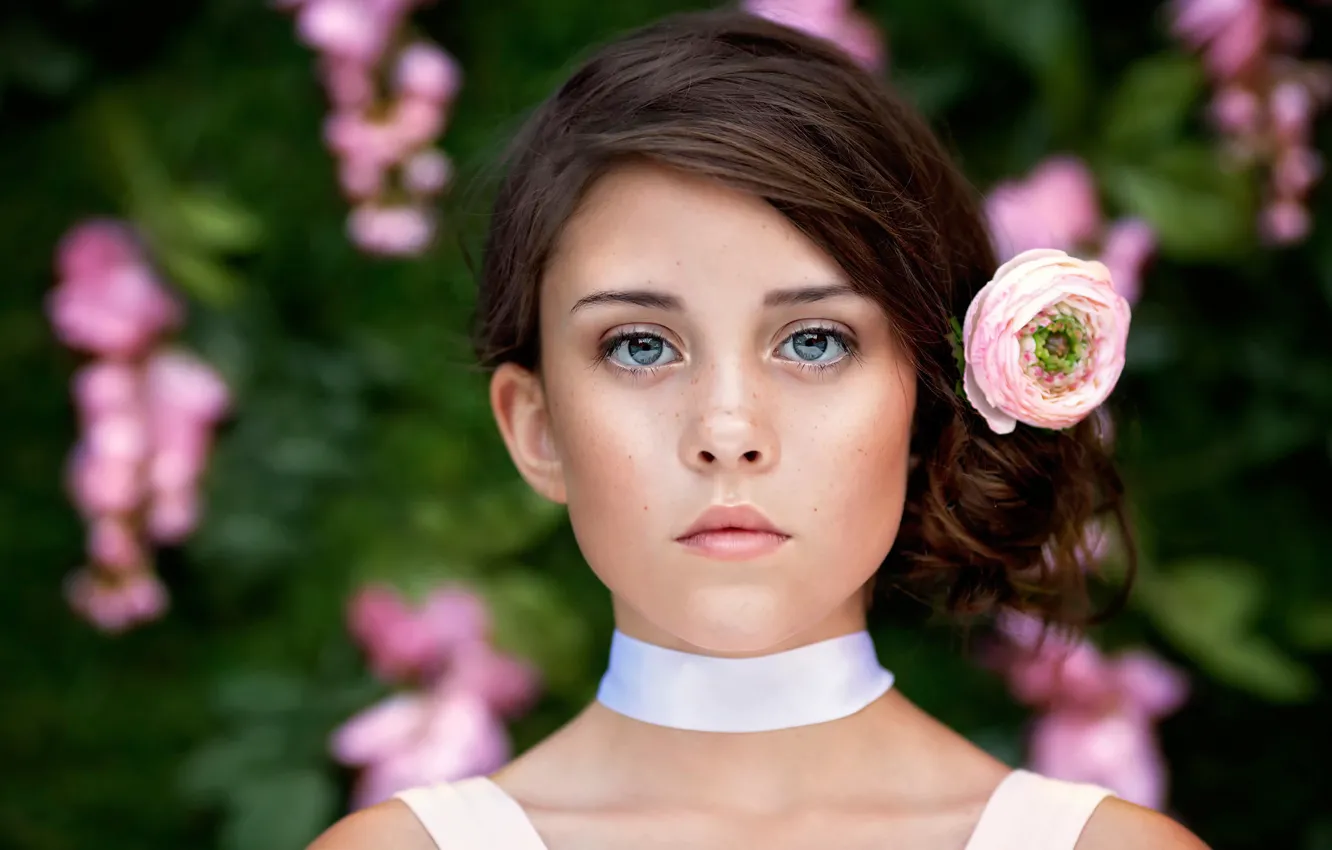 Photo wallpaper flower, look, hair, portrait, girl, freckles