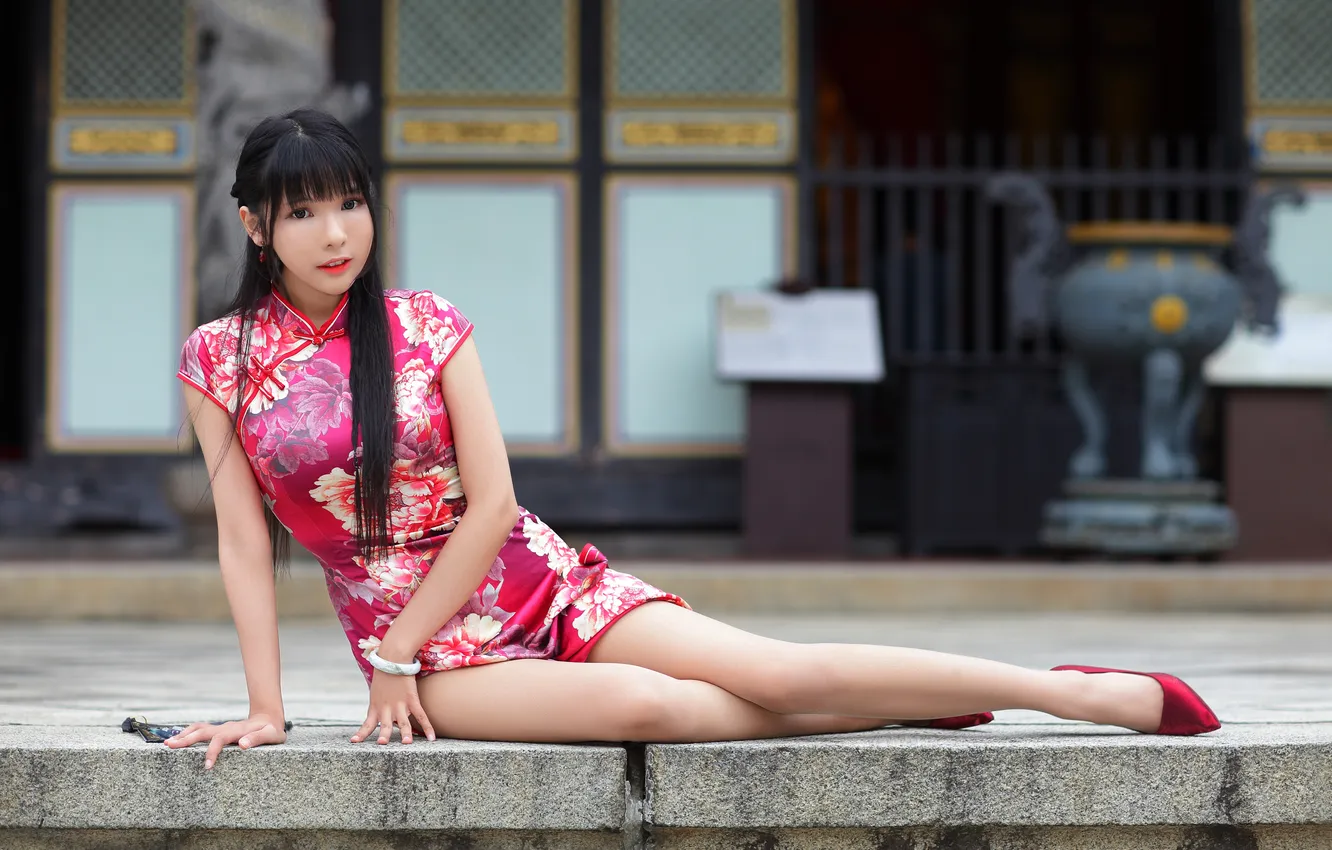 Photo wallpaper look, sexy, pose, model, portrait, makeup, figure, dress