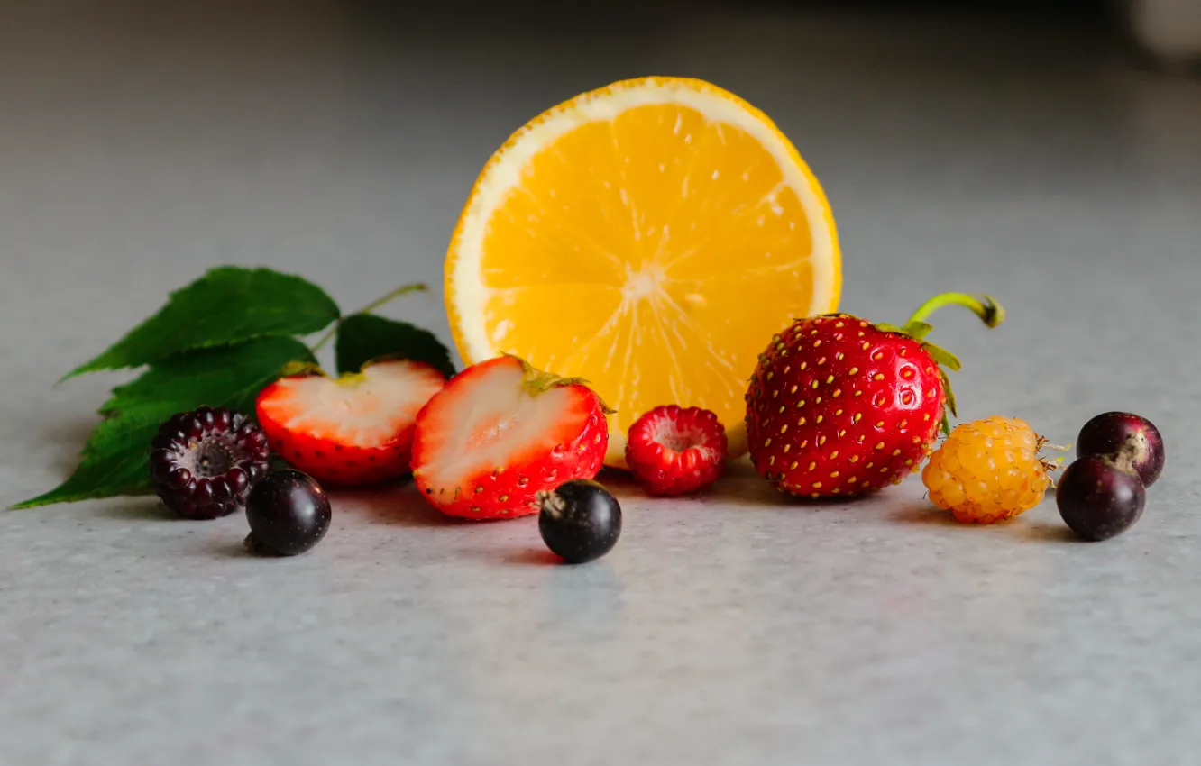 Photo wallpaper leaves, red, berries, raspberry, table, black, orange, cloudberry