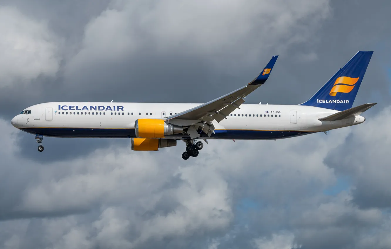 Photo wallpaper Boeing, Icelandair, 767-300W