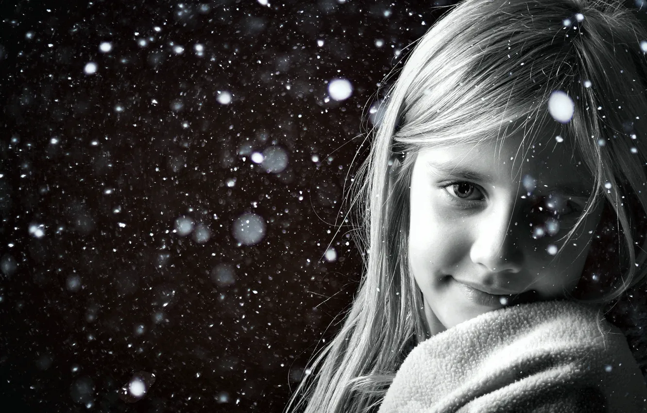 Photo wallpaper snow, smile, Girl, black and white