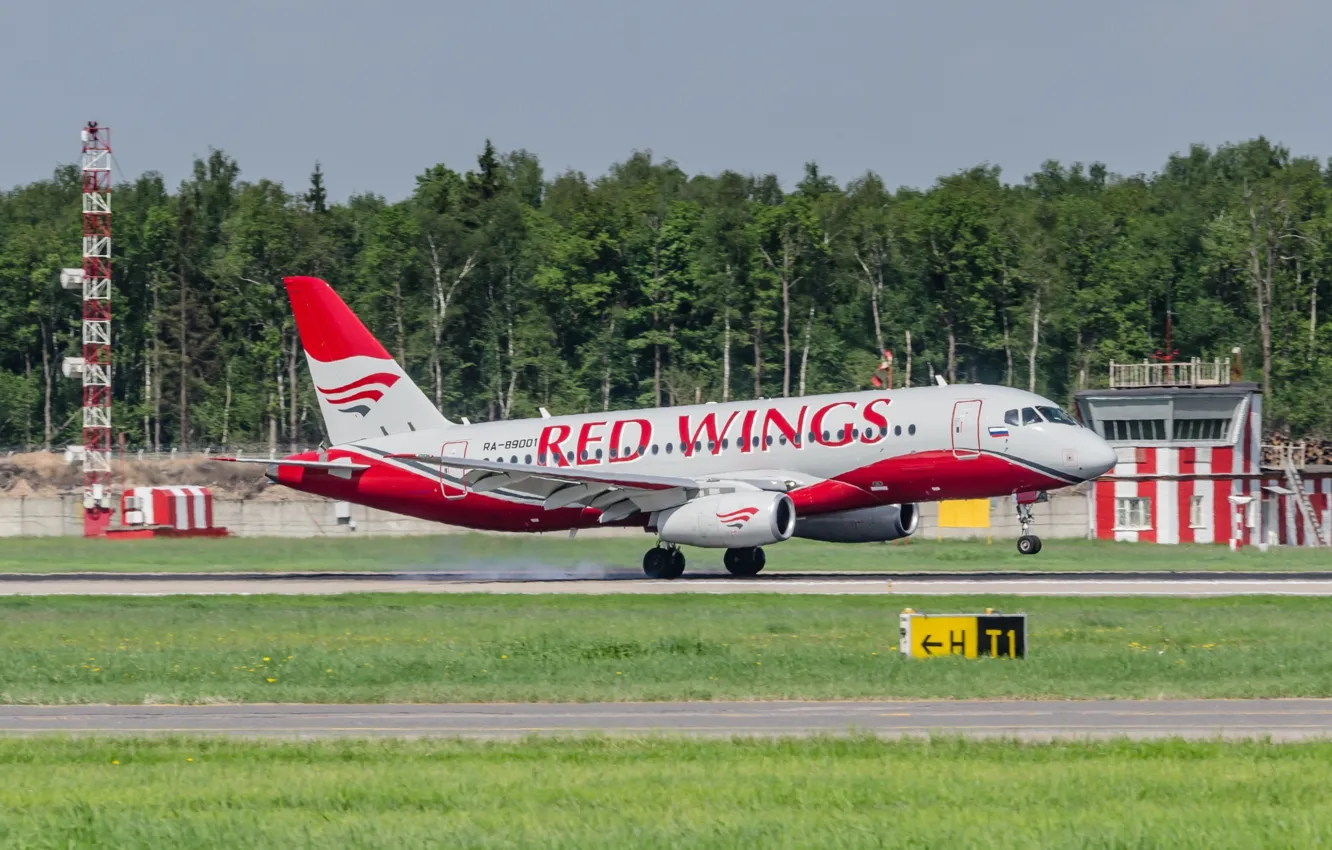 Photo wallpaper airport, the plane, landing, super, passenger, Dry, Red Wings, jet