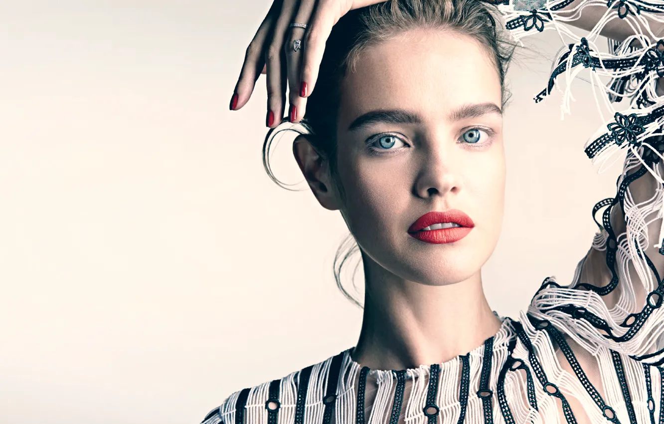Photo wallpaper photoshoot, Natalia Vodianova, Allure, 2015, Russian edition