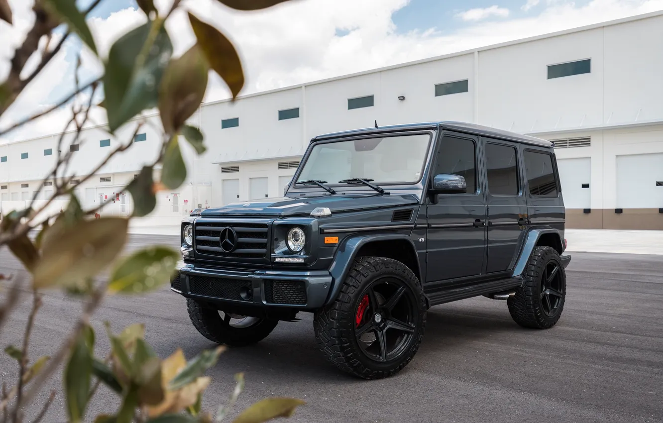 Photo wallpaper Mercedes, G500, W463, Brick, Graphite