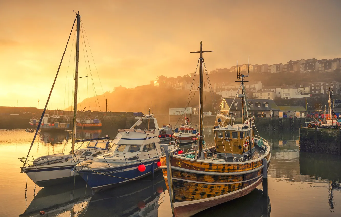Photo wallpaper fog, ship, England, home, boats, harbour, Mevagissey