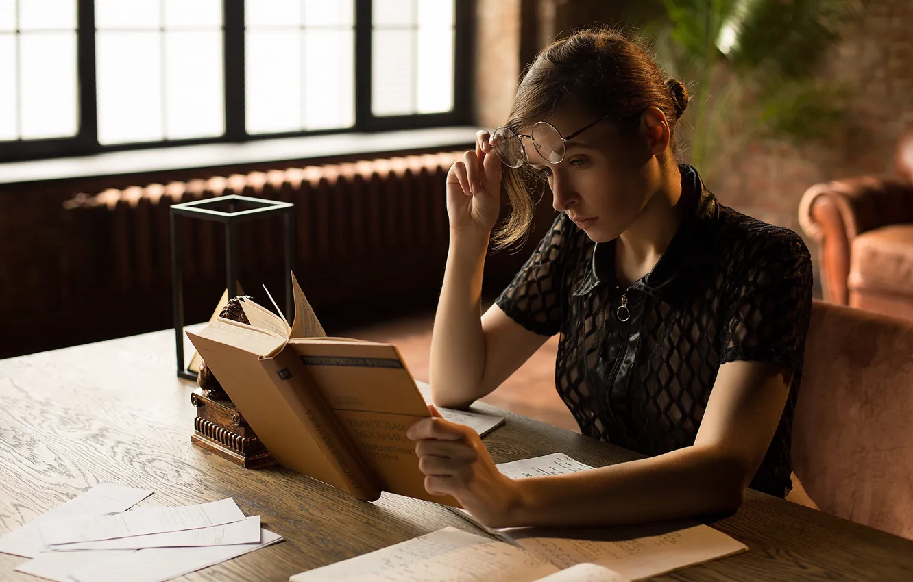 Photo wallpaper girl, glasses, book, notebook, textbooks, student, Damp Zergut