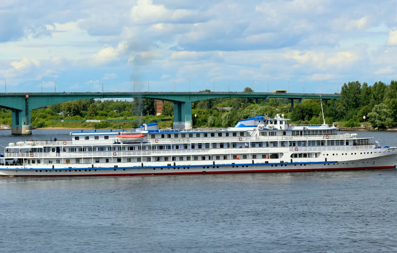 Photo wallpaper ship, cruise, river