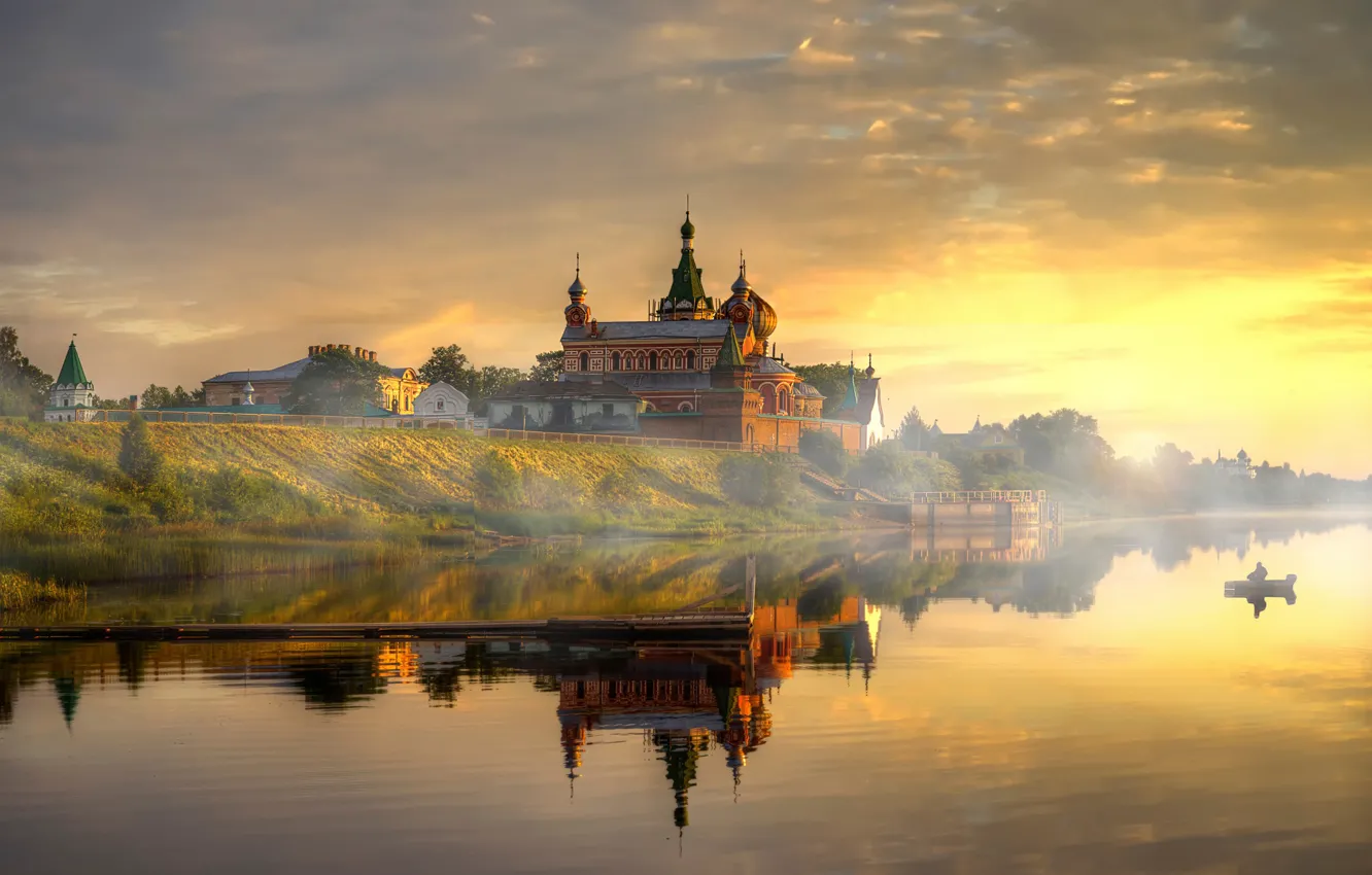 Photo wallpaper Volkhov, Staraya Ladoga, The St. Nicholas monastery