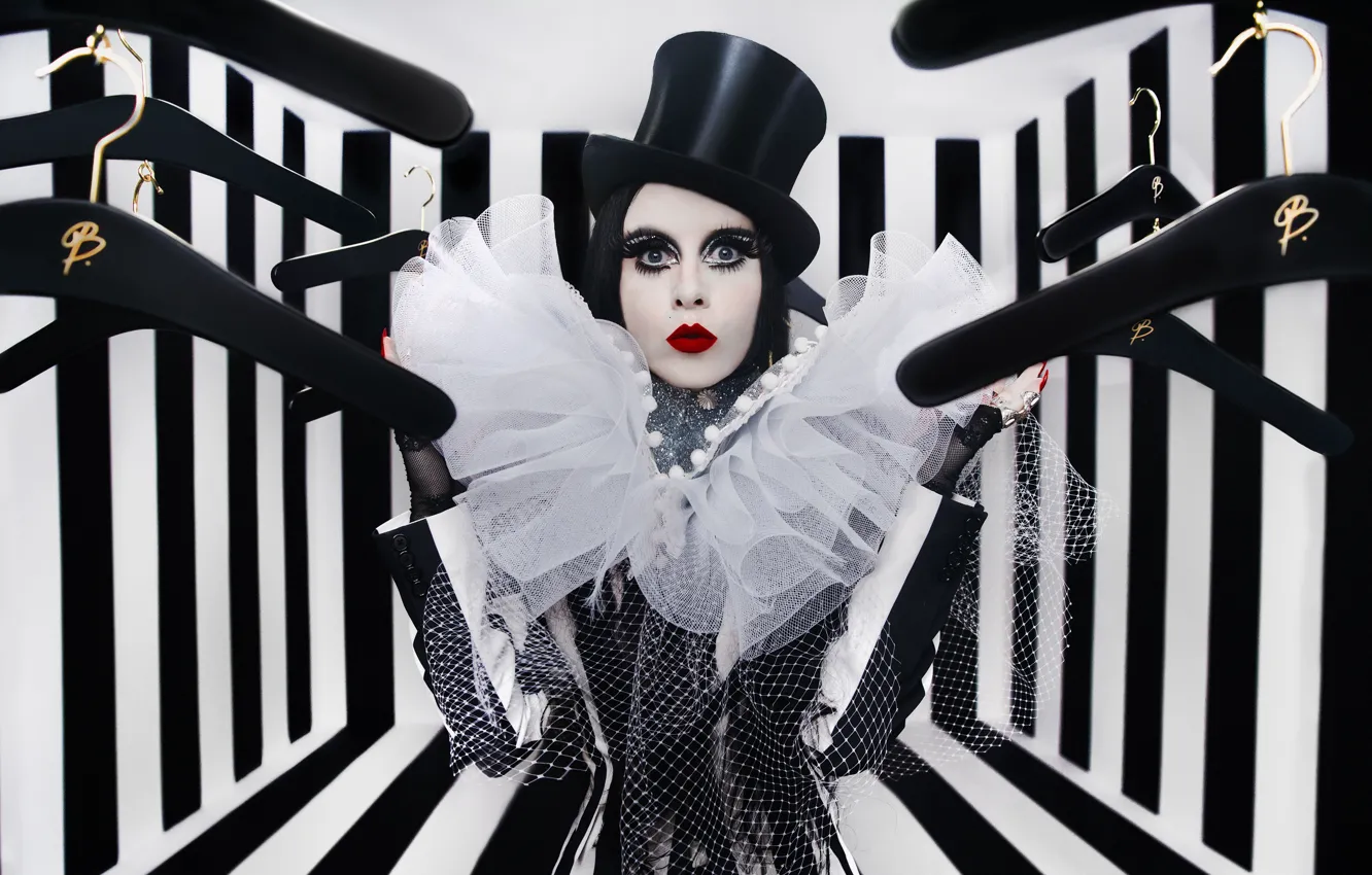 Photo wallpaper girl, model, hat, cylinder, hanger