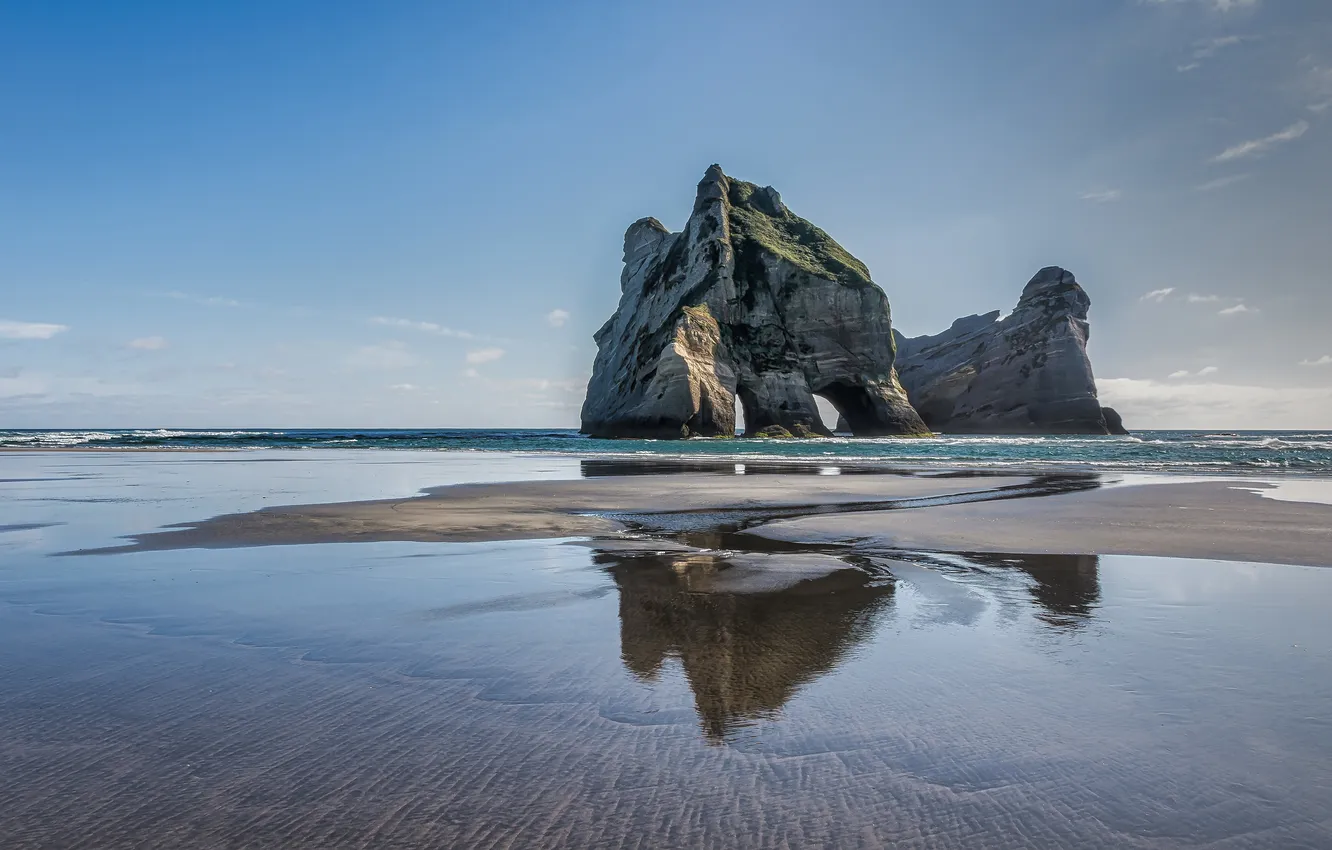 Photo wallpaper sea, beach, reflection, rocks, shore